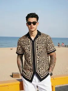 Men's Casual Fitted Long Leopard Print Color Block Button Up Short Sleeve Shirt, Trendy Tropical Summer Style, Comfortable and Stylish for Daily Wear, Tops, Menswear