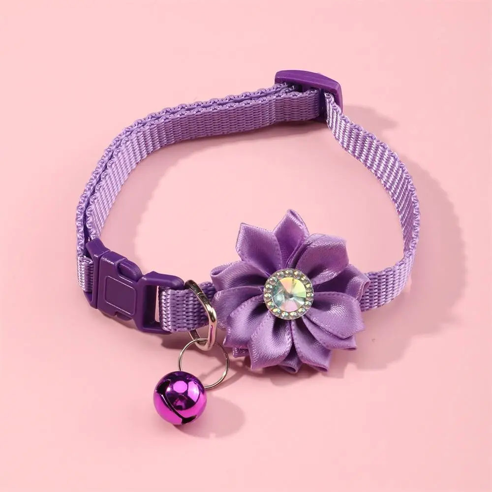 Cute Floral Design Cat Collar with Rhinestone & Bell Pendant, Adjustable Dog Collar with Safety Buckle, Decorative Cat Necklace, Pet Supplies