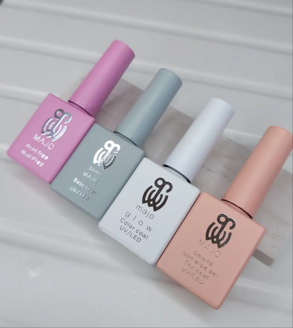 Saint Majo 4 Fantasticos Gel Manicure Kit | Prep + Base Rubber + Gel Color + Top Deluxe