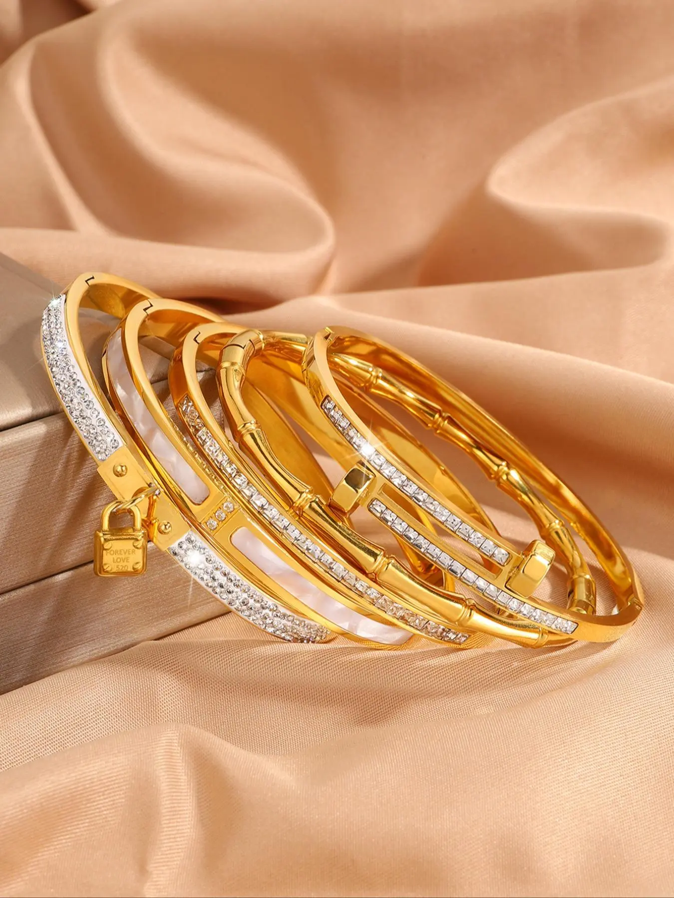 Rhinestone Decorated Bangle Bracelet Set, Fashion Jewelry for Party, Daily Clothing Decor, Trendy Exquisite Jewelry for Gift, Mother's Day Gifts, Cubic Zirconia Gift Set for Mothers, Gifts for Her, Bangles Bracelets Set