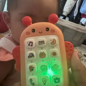 Phone Toy with Cartoon Bee Design, Interactive Bilingual Learning, Music Function, No Battery Included