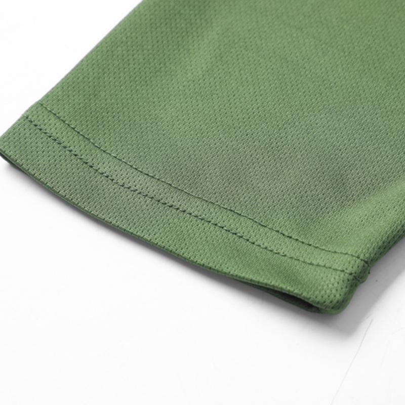 Spring and autumn long-sleeved polo shirt with turned-down collar. Solid color, glossy fabric, multiple colors. Polo shirt for casual sports wear for men. Perfect for traveling and work.