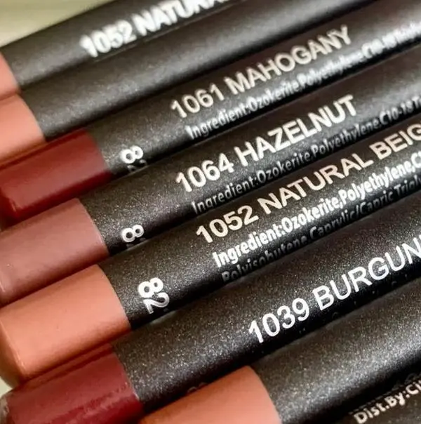 ITALIA DELUXE - Ultra Fine Lip Liner / Eyeliner