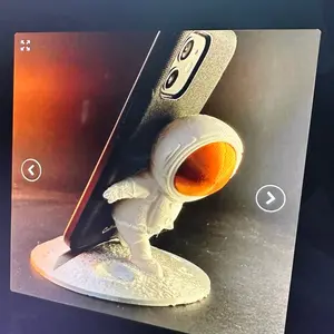 Astronaut Phone Holder