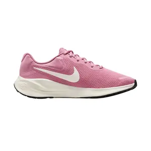 Nike Women's Revolution 7 Sneaker