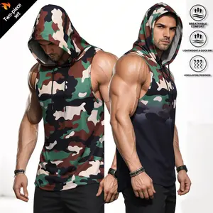 Men’s two-piece sleeveless tank top set for gym workouts, suitable for weightlifting, outdoor leisure, hiking, basketball, and soccer; breathable, comfortable camouflage fabric