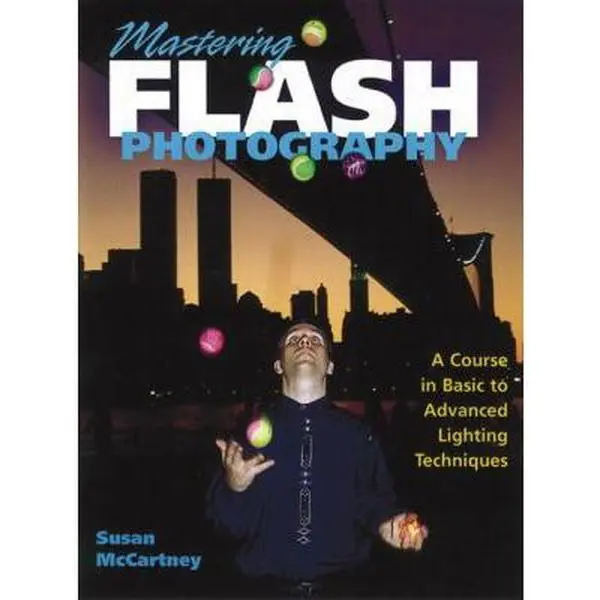 USED Book - Mastering Flash Photography: A Course in Basic to Advanced Lighting Techniques by Susan Mccartney (Paperback) - english