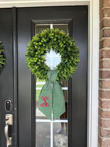 Monogrammed Green Plaid Christmas Wreath Sash – Custom Holiday Scarf for Festive Door Decor