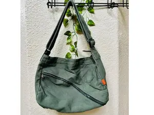 Crossbody Canvas Bag for Women and Men - Large Capacity Slouchy Bag - Shoulder Bags - Messenger Bag - Travel Bags - Casual Bag - Tote Bag, meaningful gifts