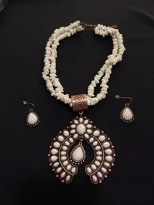 Southwestern White Stone Cluster Starburst Concho jewelry set - 022