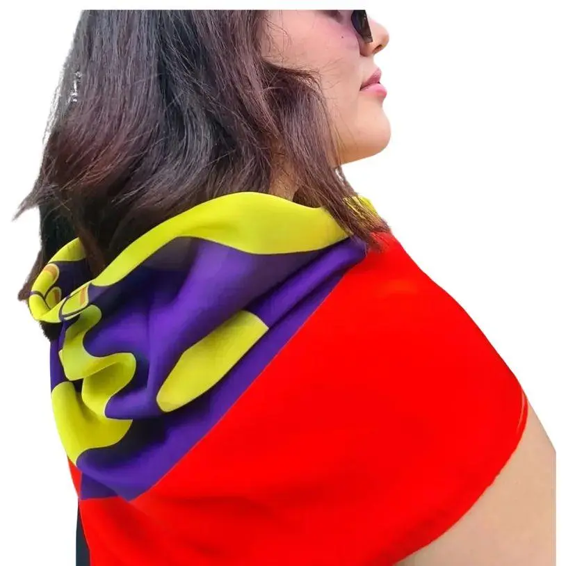 Derafsh Kavyani Silk Feel Scarf Iran Flag Design 70x70 cm Cold Washable Fashion Accessory with Purple Yellow Floral Motifs