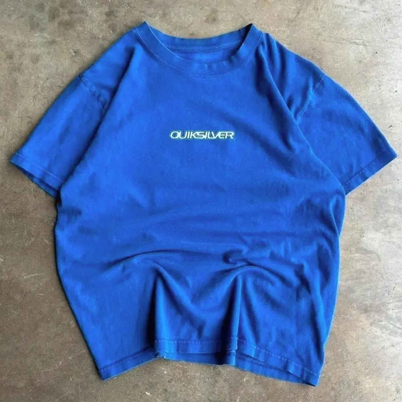 Vintage 2000s Y2k Quiksilver Royal Blue Center Logo Surfing Tshirt