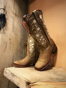 Women’s Floral Embroidery Cowgirl Square Toe Boots ( Tan )