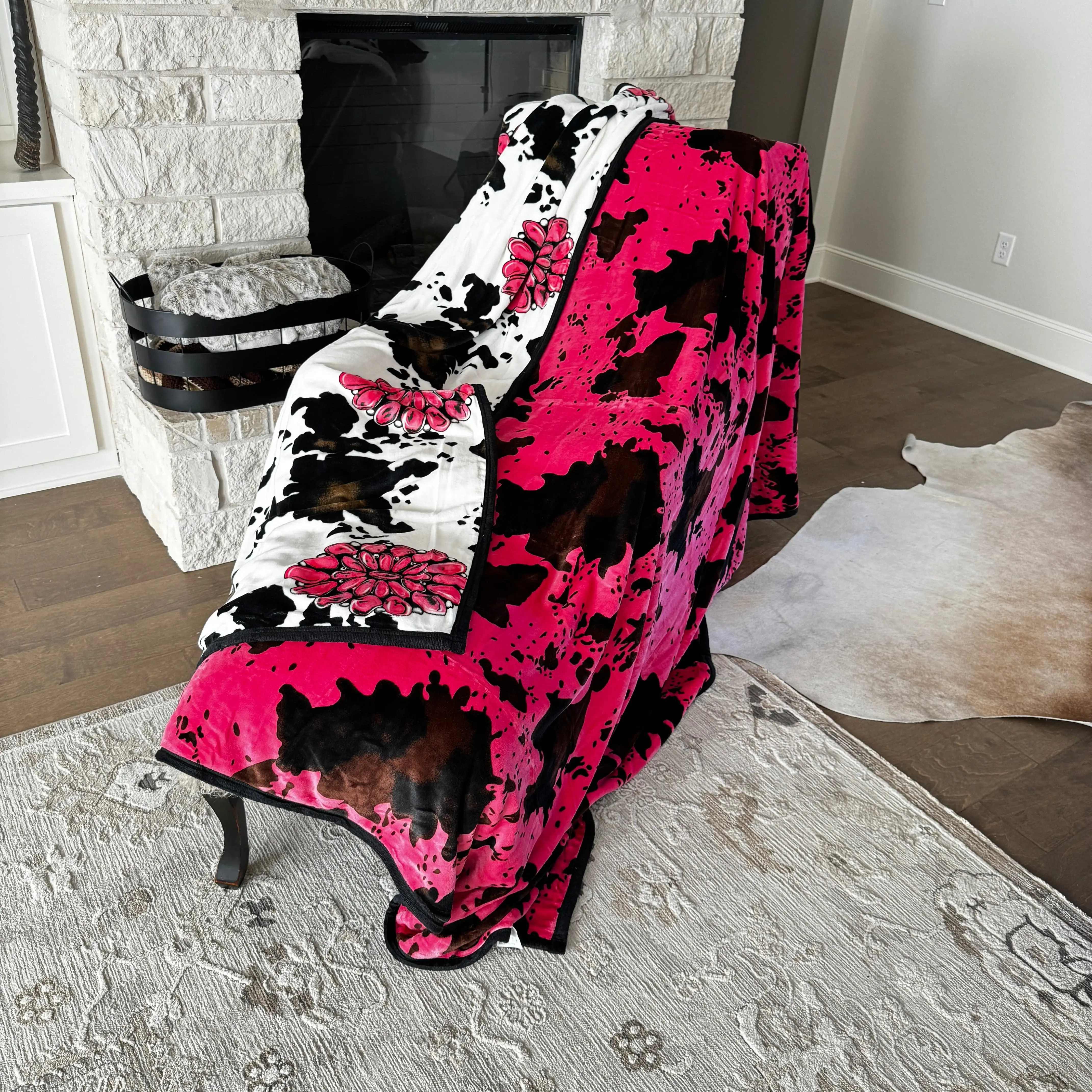 Reversible Pink Cow and Concho 2 Ply Oversized Blanket 82"x90"