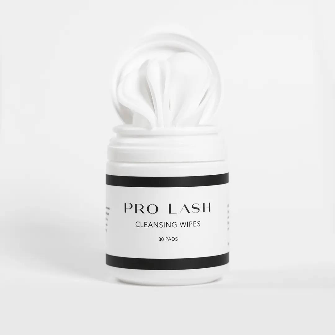 Pro Lash Cleansing Wipes - 10g Oil-Infused Eyelid & Adhesive Cleanser, Disposable Vitamin-Rich Makeup Remover Towels, All Skin Types Daily Care with Vitamins for Lashes, Eye Makeup Remover Wipes, Eyelid Cleansing Wipes