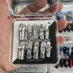 European and American Cross-border Square Nail Art Liquid Metal Rivet Detachable Wearable Nail Pads Handmade