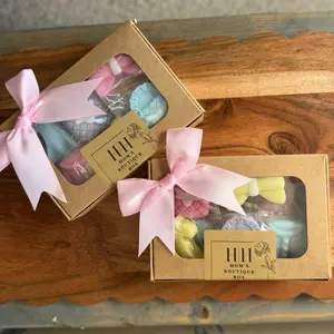 H|H Mom’s Boutique Box | 3 oz wax melt | Gardenia Fragrance
