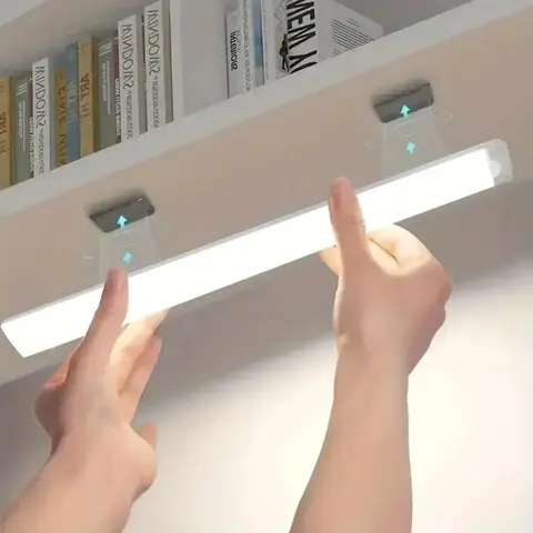 USB-Rechargeable Wireless Cabinet Light, Smart LED Motion-Sensor Light, Magnetic Self-Adhesive Wardrobe Light, Shelf Lights, Cabinet Lighting, for Dresser, Room and Kitchen Table