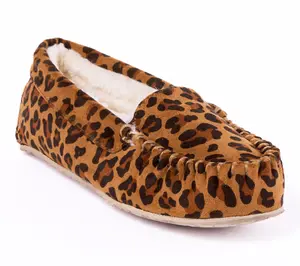 Minnetonka Women's Cosi Venetian Slippers