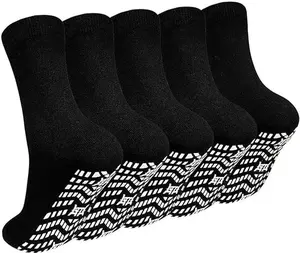 4 Pairs of Women's Invisible Socks - Comfortable, Breathable Polyester Short Socks with Sponge Bottom for Enhanced Grip and Stability, Smooth Knitted Fabric, Perfect for Casual Wear Womenswear Basic