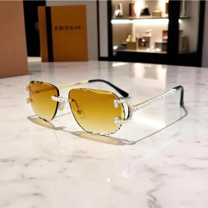 Luxury Rimless Round Cut Sunglasses with Gradient Brown Lens  display picture 2