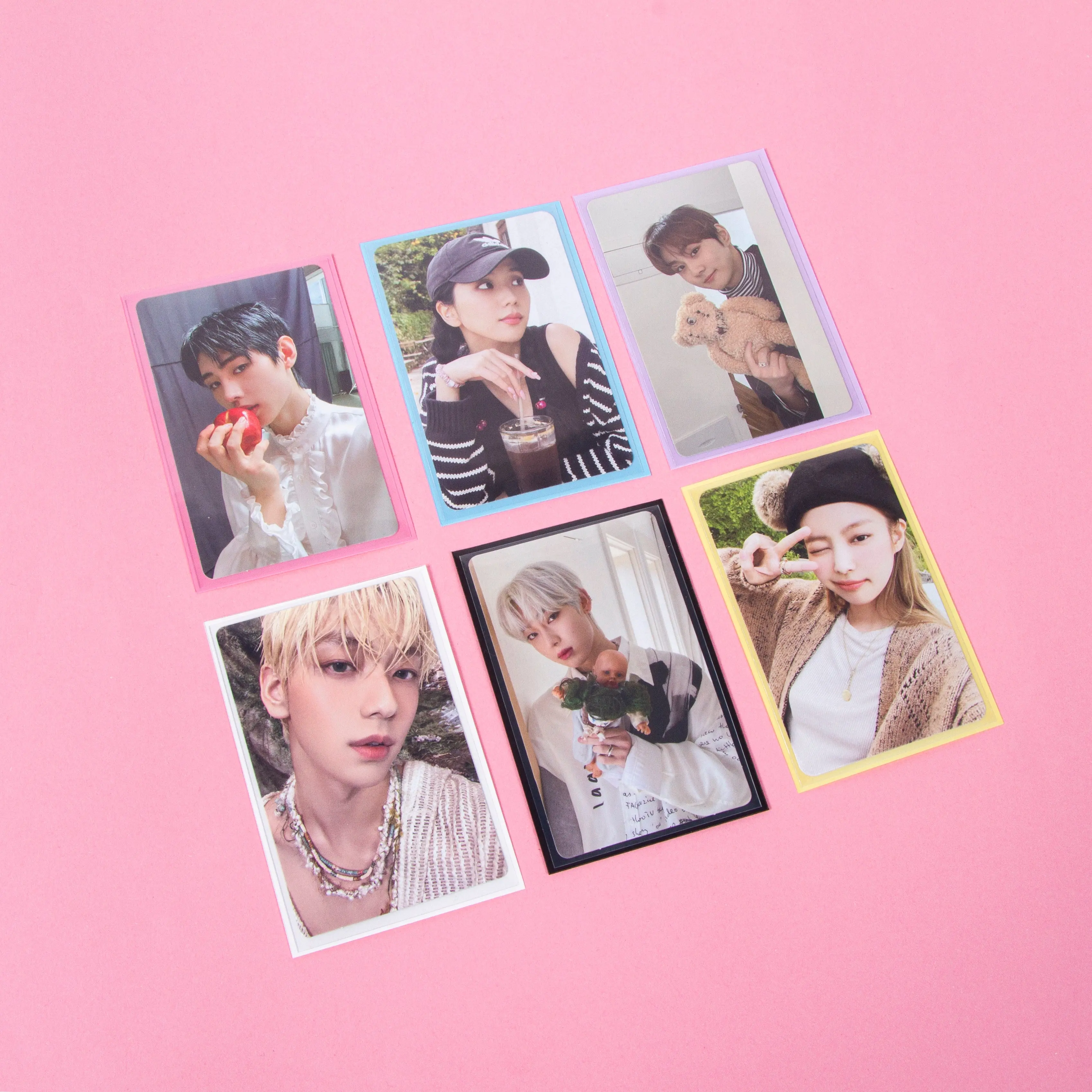 COLORED PHOTOCARD SLEEVES - 61x91mm
