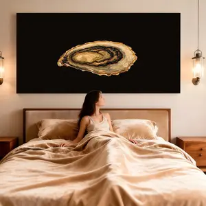 2D flat canvas painting, oyster artwork in black, a unique creative decoration wall art. Suitable for living room, bedroom, indoor and outdoor use.