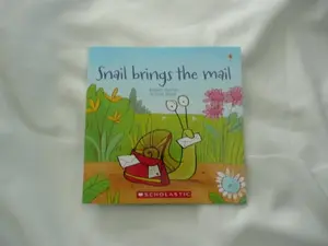 USED-Snail Brings in the Mail by Russel Punter (Paperback)