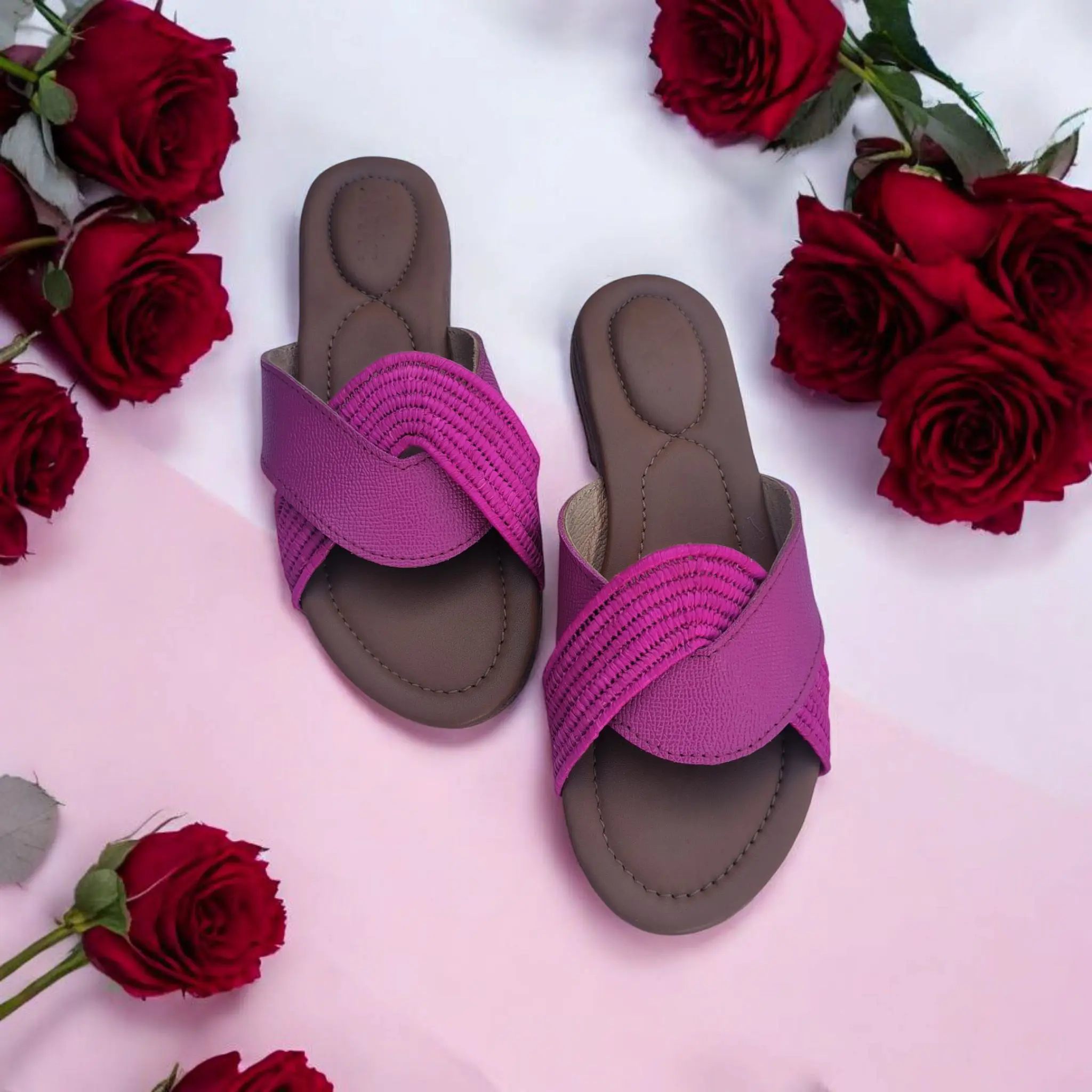 Noor sandals – Handwoven Moroccan Raffia Slippers