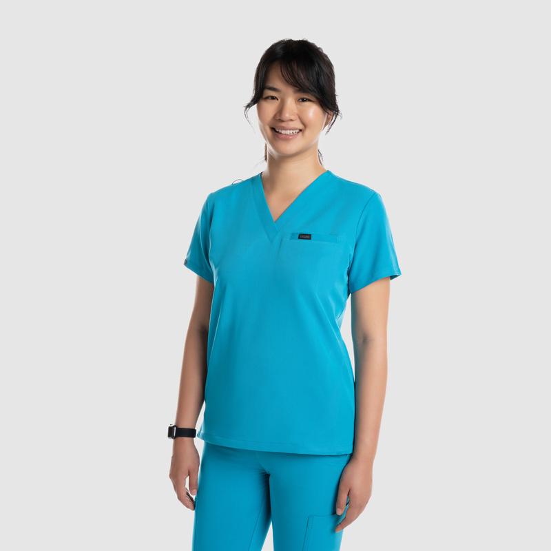 Women’s Scrub Top Luna Oversized – Stretchy & Comfortable Medical Uniform Top