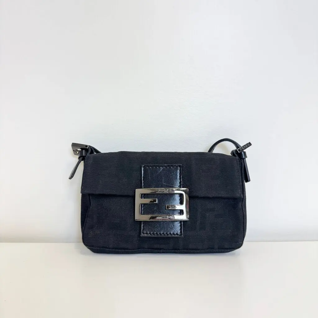 Pre-owned FENDI Italy Mini Bags Black Zucca Mini Baguette