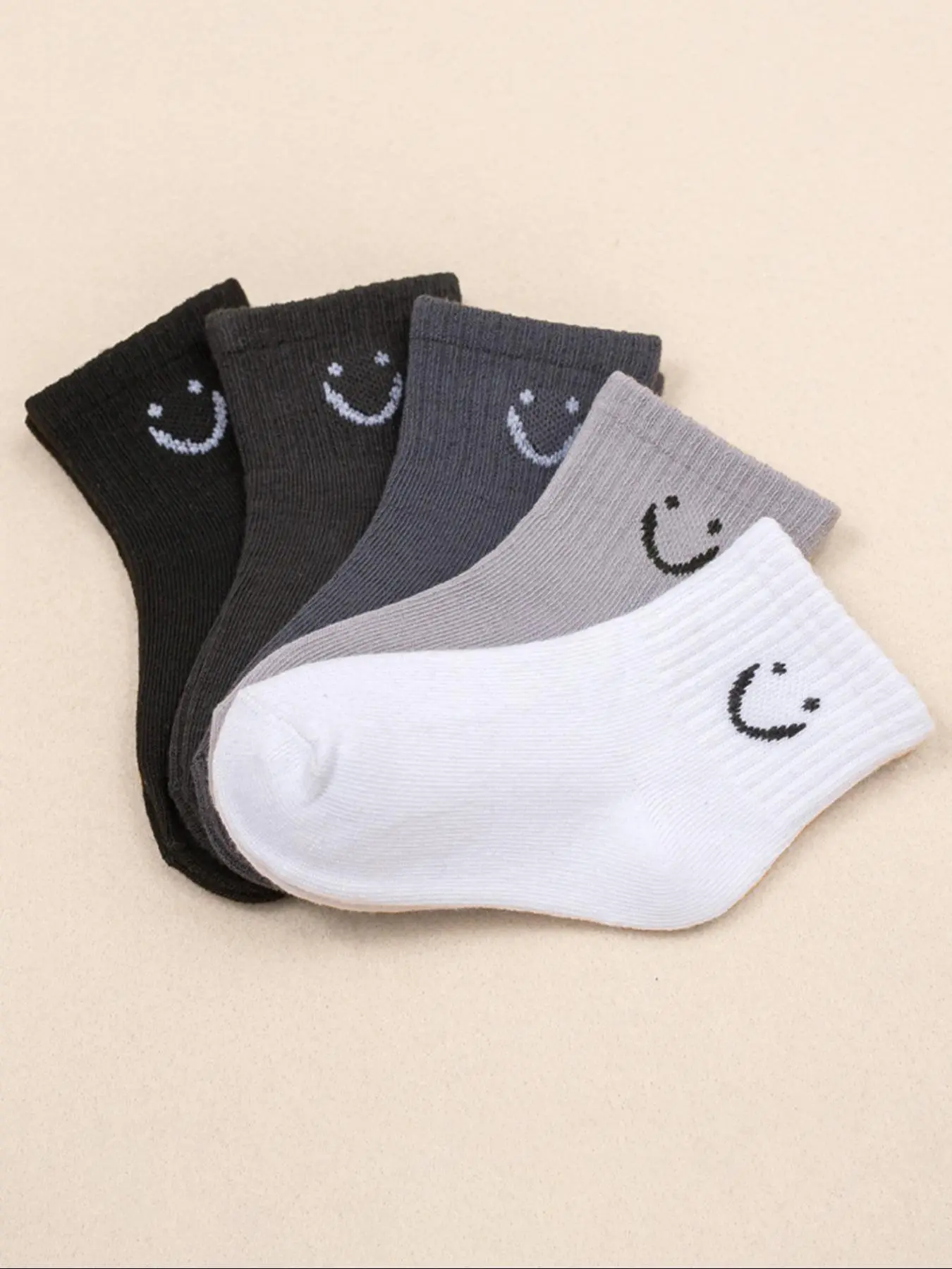 Boy's Cute Cartoon Smile Face Pattern Crew Socks, Casual Soft Comfortable Breathable Socks for Daily Wear, Kid's Socks for All Seasons