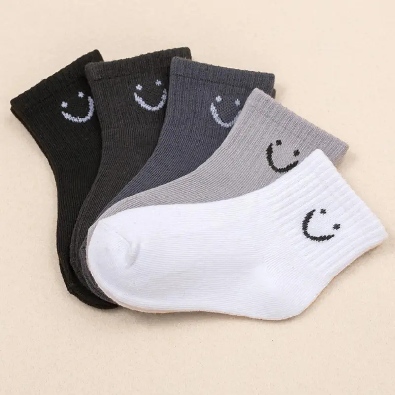 Boy's Cartoon Smile Face Pattern Crew Socks, Casual Soft Comfortable Breathable Socks for Daily Wear, Kid's Socks for All Seasons, Silly Toddler Socks