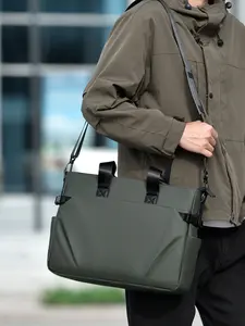 1pc Men's single shoulder tote bag with solid color zipper closure, fashionable, simple, casual, practical, exquisite and trendy, suitable for daily commuting, business trips, shopping, men's single shoulder tote bag, Everyday Bag