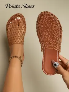 2026Women’s Breathable Hollow Mesh Flat Mules, Summer Closed-Toe Slip-On Slippers, Lightweight Non-Slip Beach & Casual Slides