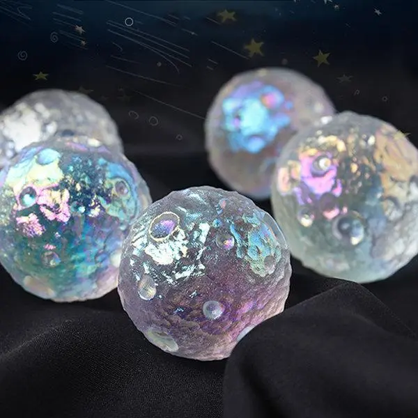 Aura Titanium Rainbow Full Moon Planet Carved Quartz Crystal Ball Natural Crystal Ornament Home Room Decor 4CM