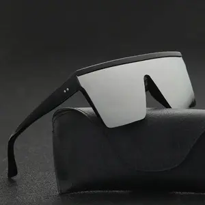 Vintage Flat Top Square Sunglasses for Men UV400 Protection Classic Style Eyewear with Stylish Design