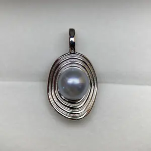 Chic Madama Seawater Pearl Universal Pendant 8-9 mm