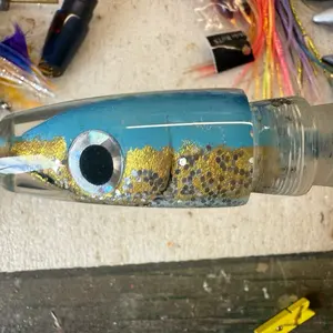 Baby Blue and Gold Fishing Lure Head with Glitter Accents for Enhanced Visibility and Attraction