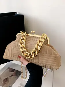 Retro velvet shoulder crossbody bag, Embellished shoulder bag, women's handbag, simple niche design shoulder crossbody bag, Fashionable Unique Bags. Suitable for daily wear, dating and other occasions