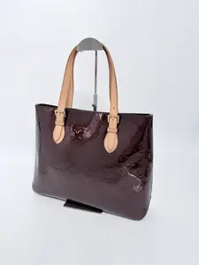 Pre-owned Louis Vuitton Monogram Vernis Patent Leather with Vachetta Leather Straps Shoulder Bags authentic Monogram Vernis Tote Bag Shoulder Bag JA341LV