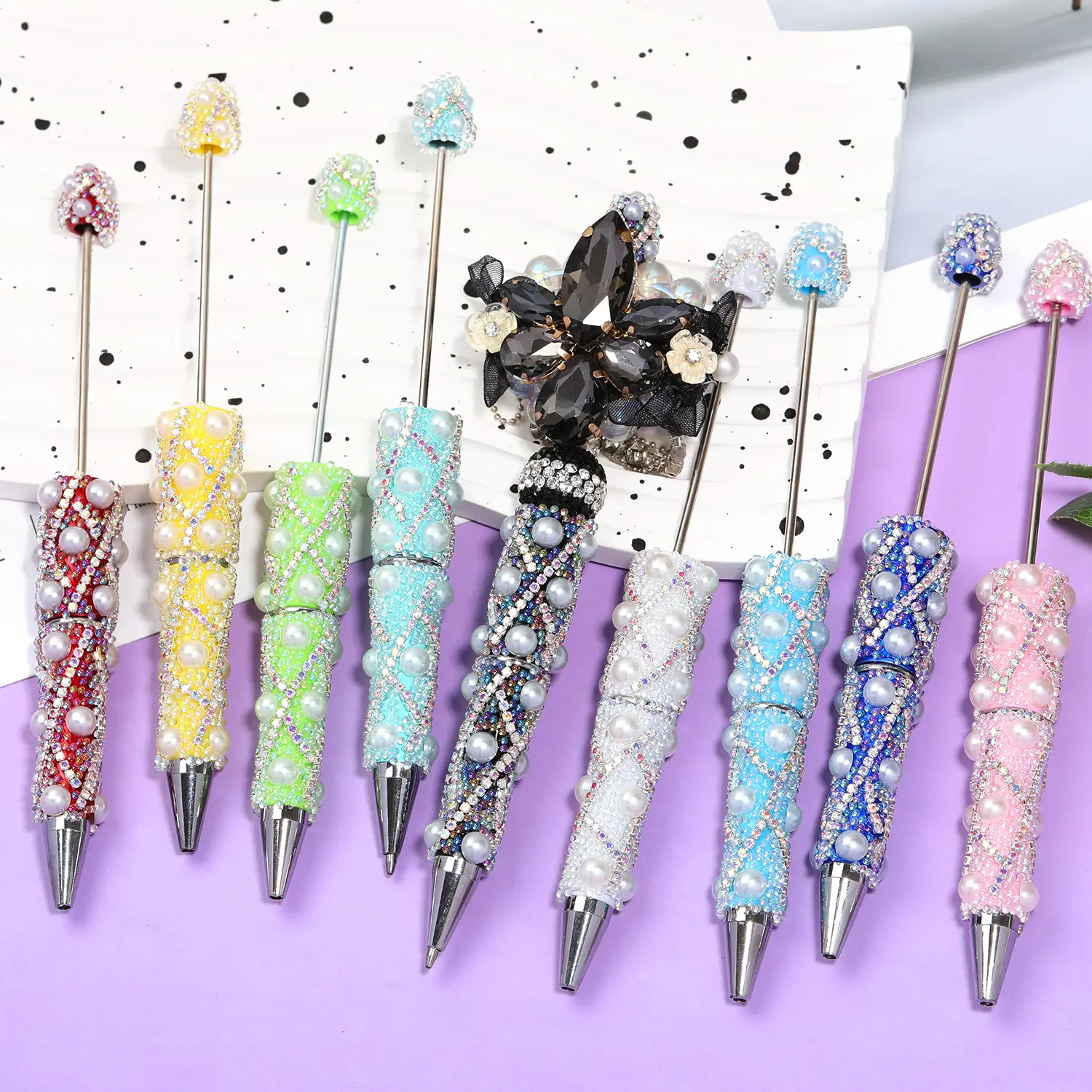 【P200】Rhinestone chain small love bead pen