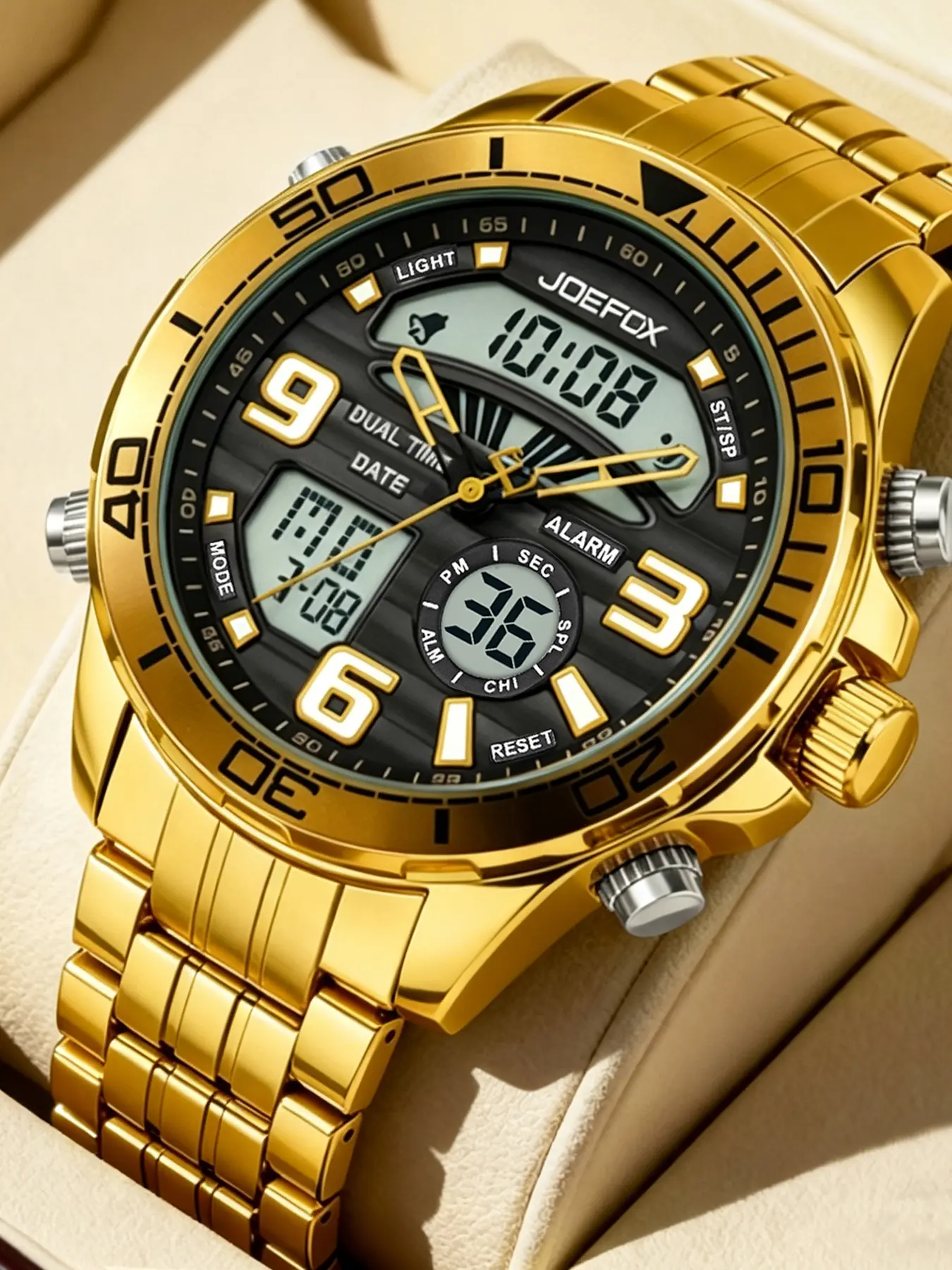 Men's Watch with Night Light Function  Electronic Watch  Sports Watch Waterproof， Alarm Clock，Week Display and Digital Time Display