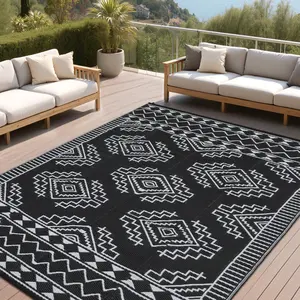 Geometric Print Outdoor Rug Reversible Plastic Straw Rug Stain-Resistant Washable Outdoor Floor Cover for Balconies Beaches Picnic and RV Deck