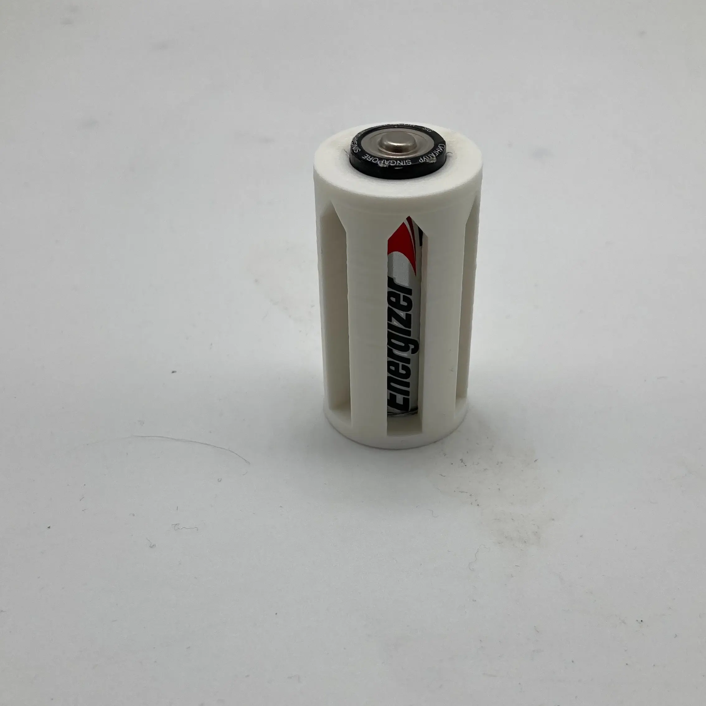 AA to D Battery Converter