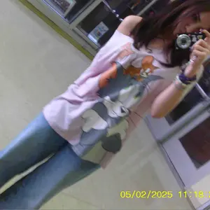 Product Review of FHD 1080P Digital Camera with SD Card, 16X Digital Zoom Camera, Portable Mini Camera for Teenagers Students Boys Girls, Point and Shoot Camera for Gifts, Tech Gadgets, Gift from s**e