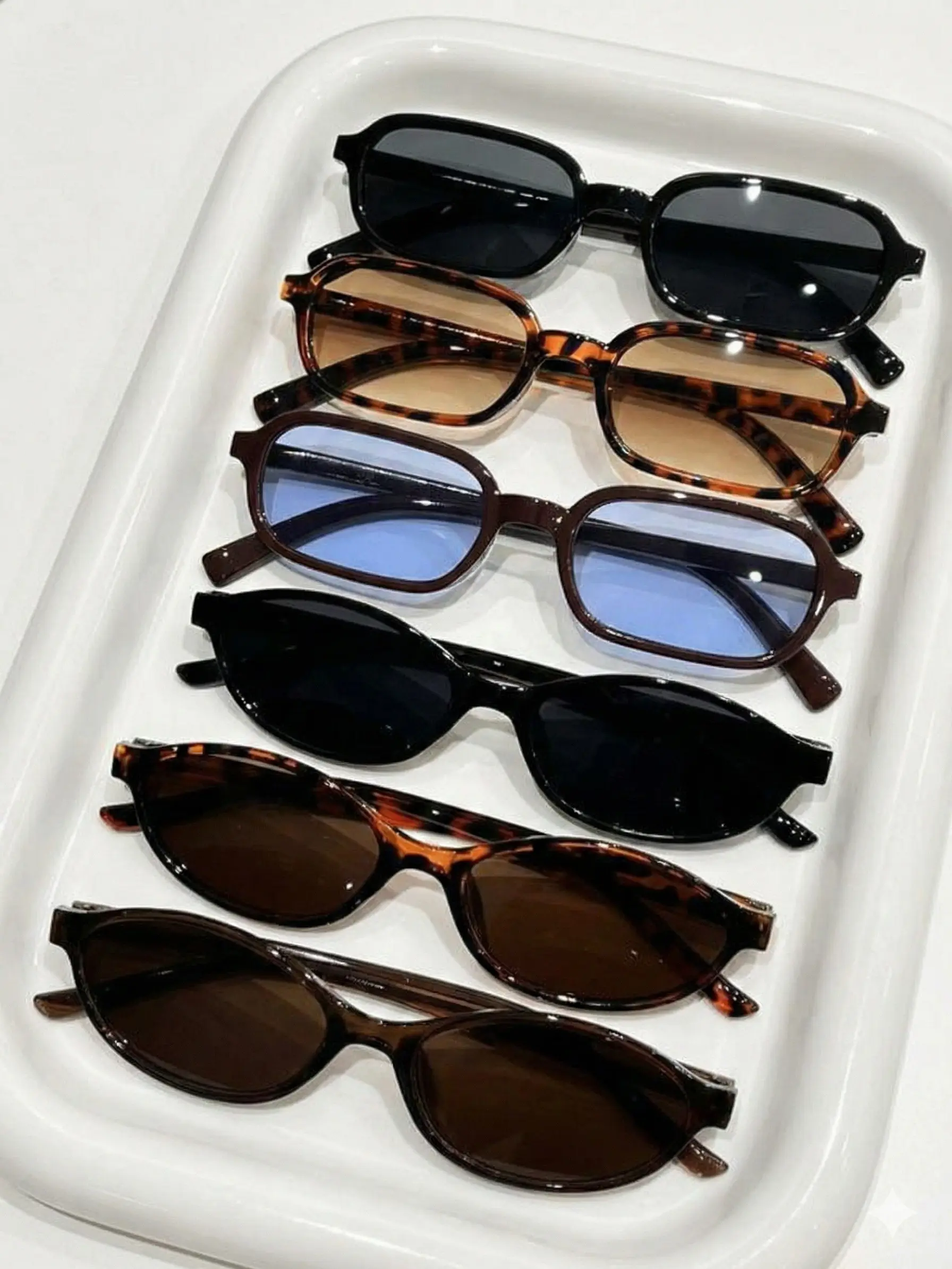 ShineThru 6 Pairs Retro Small Full-Rim Oval Plastic Sunglasses for Men and Female, UV Protection Eyewear for Everyday Use and Travel