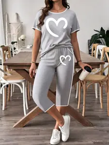 Women's Casual Basic Two-Piece Set, Womenswear, Heart Print Elastic Short Sleeve T-Shirt and Seven-Eighths Pants, Summer Fashion for Plus Size, Lightweight