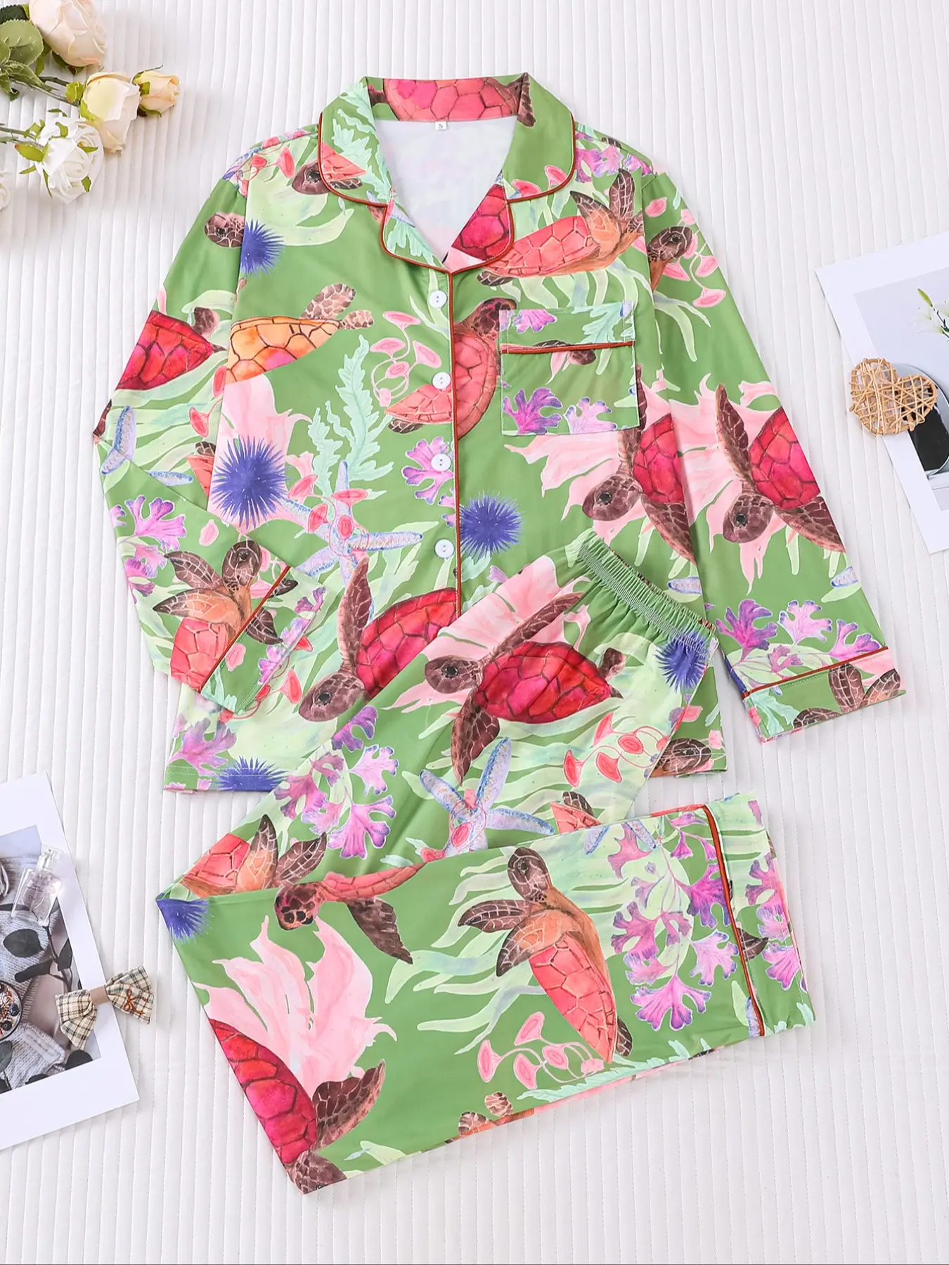 2-Piece Women's All-Over Turtle Print Pajamas Long-Sleeved Pants Suitable for All Seasons Top with Pocket Collar Lapel Loungewear Button-Down Cardigan Casual Set
