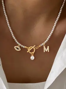 Women's Elegant Zirconia Letter Eye Faux Pearl Pendant Necklace Ot Clasp Classic Design Dainty Pearl Necklace All-Season Jewelry Accessory